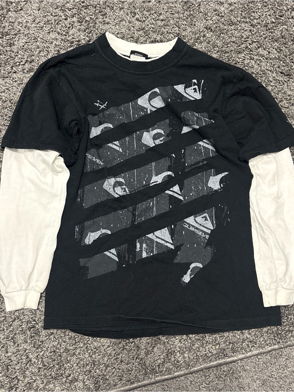Quiksilver Black Layered-Graphic Long Sleeve Tee with White Sleeves